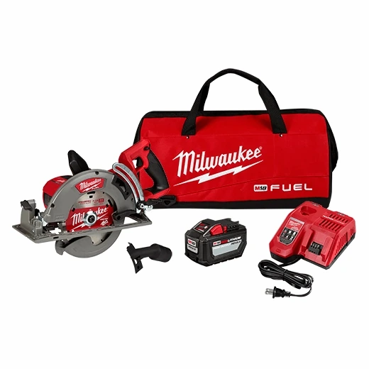 Milwaukee 2830-21HD M18 FUEL Rear Handle 7-1/4" Circular Saw Kit, product view on a white background